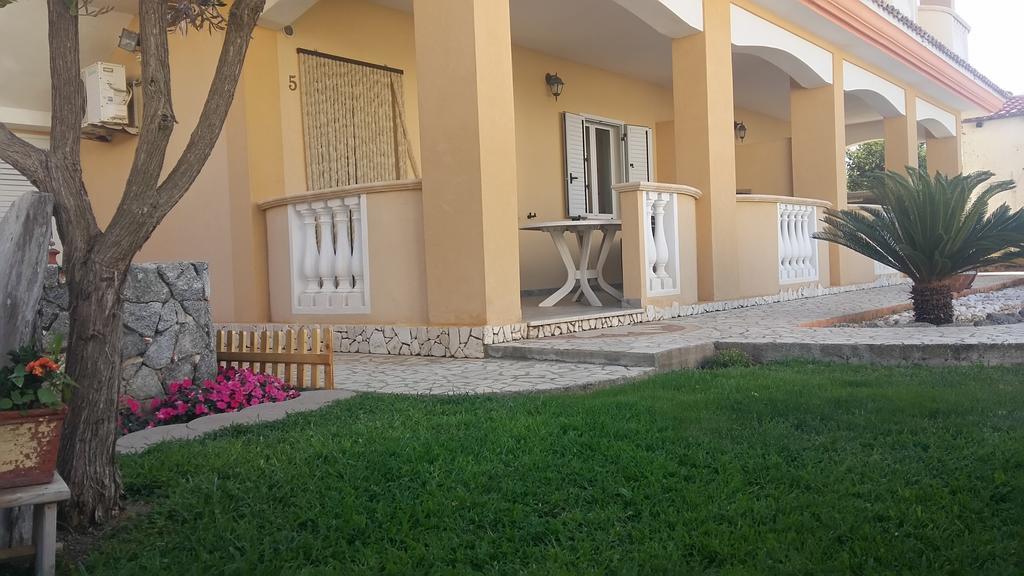 Villettemire Capo Vaticano Exterior foto